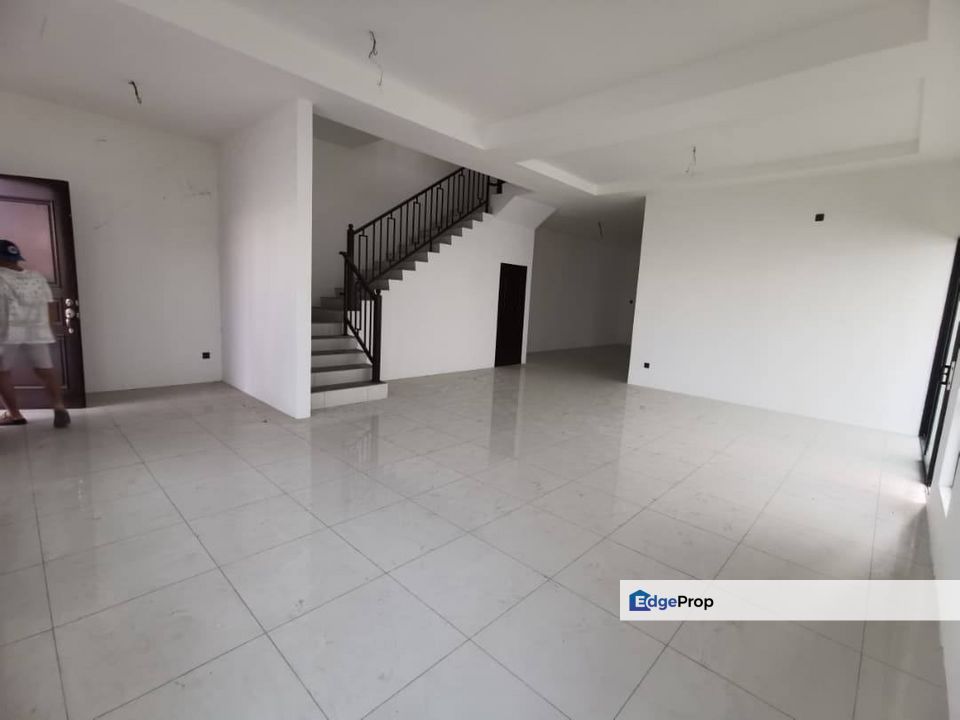 New Semi D Gate Guard Facing Field Parking Easy Pinggir Pengkalan Stat, Perak, Kinta