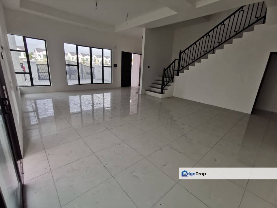 New Semi D Gate Guard Facing Field Parking Easy Pinggir Pengkalan Stat, Perak, Kinta