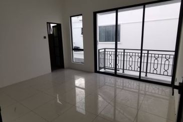 1-ACASIA @ PANORAMA LAPANGAN AKASIA