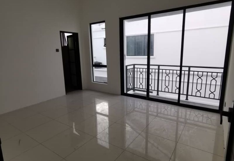 1-ACASIA @ PANORAMA LAPANGAN AKASIA