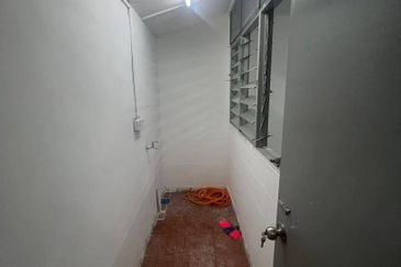 Flat Taman Mewah Bercham