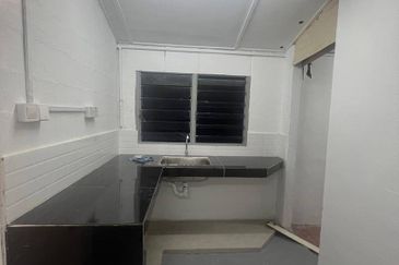 Flat Taman Mewah Bercham