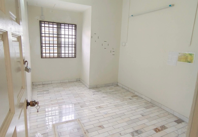 Taman Pengkalan Barat