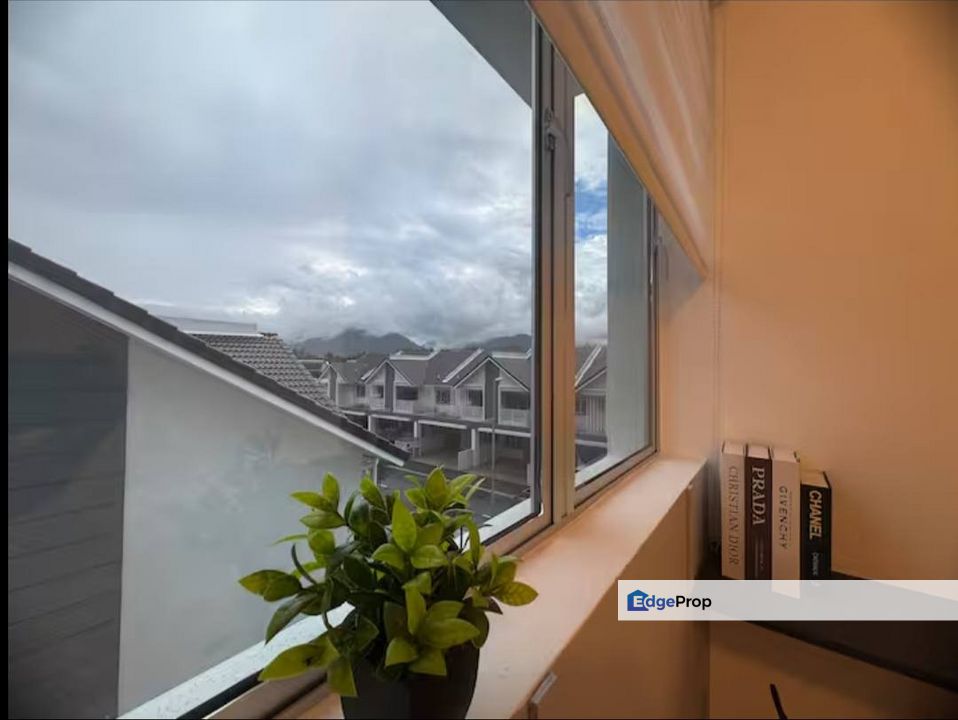 Gate Guard Modern Fully Furnish Goshen Ipoh Premier City Genesis Jalan, Perak, Ipoh