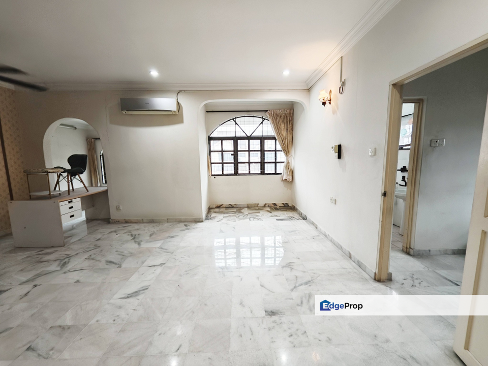 Cheap Sale Corner Lot Semi D 4682sqft Fair Park Ipoh Town Garden Canni, Perak, Ipoh