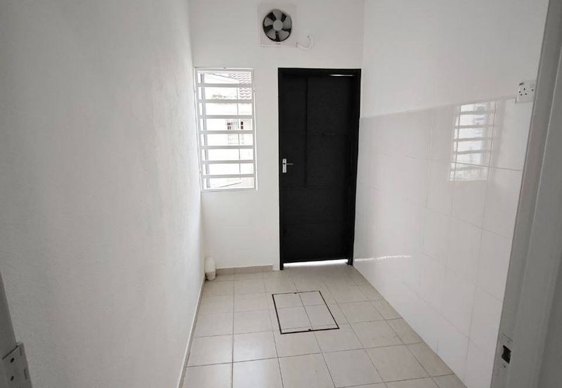 TAMAN LAPANGAN KIARA