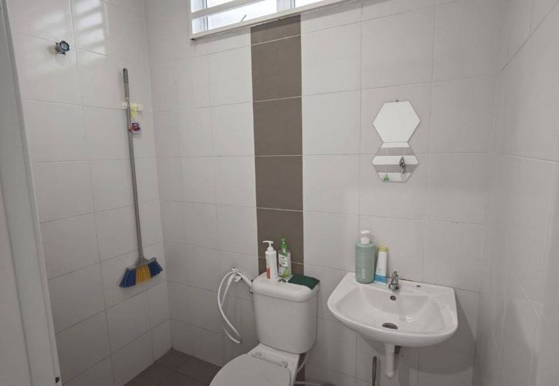 TAMAN LAPANGAN KIARA