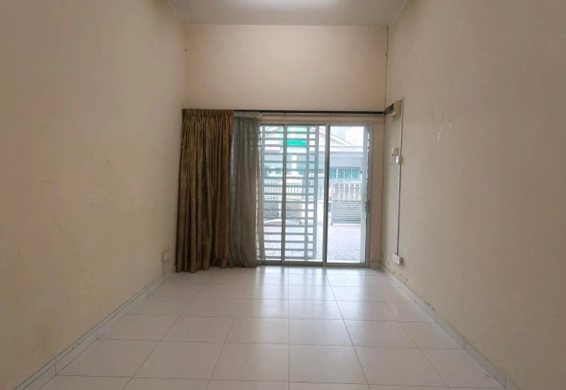 TAMAN LAPANGAN KIARA