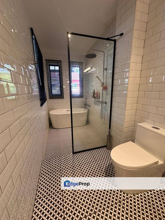 Renovated 200k Lahat Mines Double Storey Sale Move In Condition Hillpa, Perak, Lahat