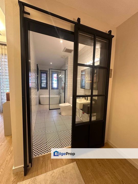 Renovated 200k Lahat Mines Double Storey Sale Move In Condition Hillpa, Perak, Lahat