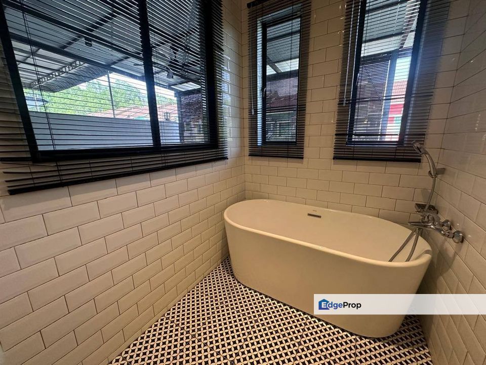 Renovated 200k Lahat Mines Double Storey Sale Move In Condition Hillpa, Perak, Lahat