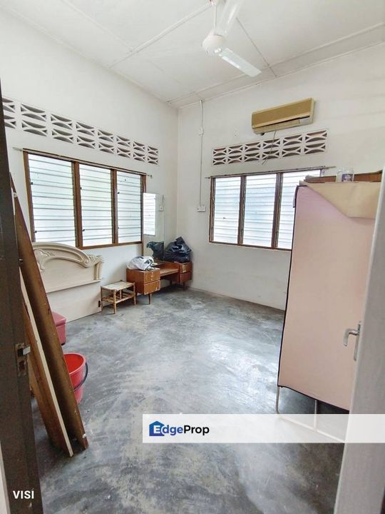 Cheap Rent Bungalow Kampung House First Garden Pertama Silibin Buntong, Perak, Ipoh