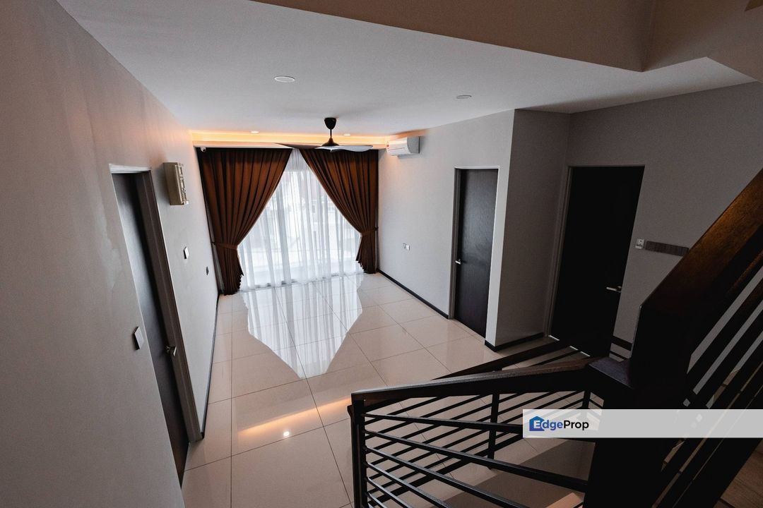 Gate Brand New Fully Furnish Designer Tigerlane Ipoh Town Rent Enclave, Perak, Ipoh
