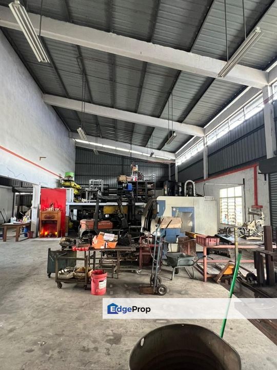 3 Unit Available 1.5 Sty Semi D Factory in Klebang Bistari Sale Keleba, Perak, Ipoh