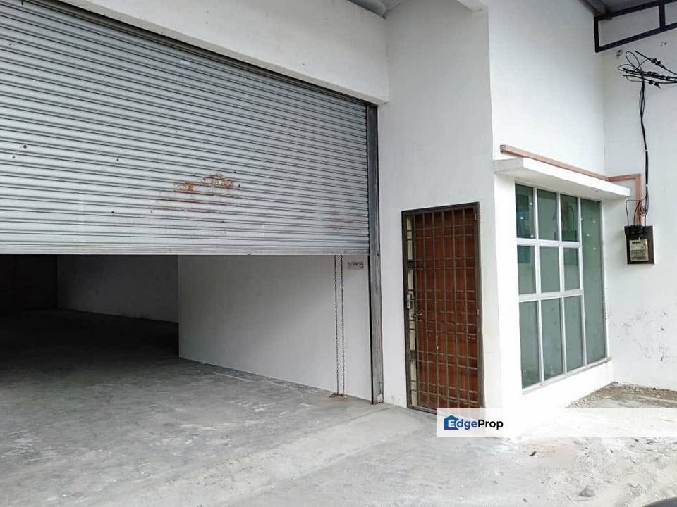 2 Unit Side by Side Cheap Sale 1.5 Sty Semi D Factory in Klebang Bista, Perak, Ipoh