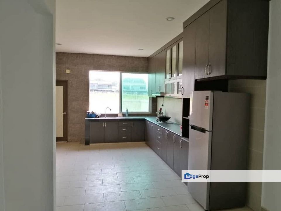 Gate Guard Tasek Square Big Semi D Tawas Idaman Rent IT Mall Rent Nova, Perak, Ipoh