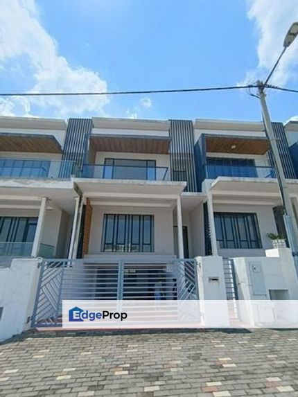 Freehold Botani South Precinct Double Storey House For Sale, Perak, Ipoh