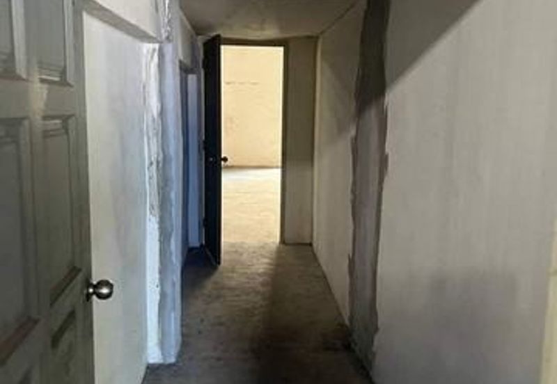 (2 Unit Below Market Value)1.5 Sty Factory Menglembu i Park Lahat 