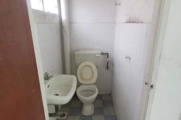 Panorama Lapangan Perdana Flat