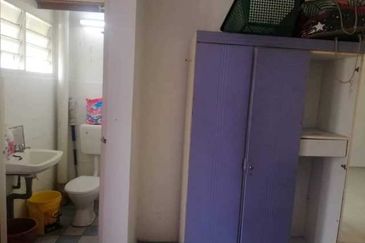 Panorama Lapangan Perdana Flat