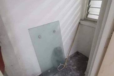 Panorama Lapangan Perdana Flat