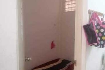 Panorama Lapangan Perdana Flat