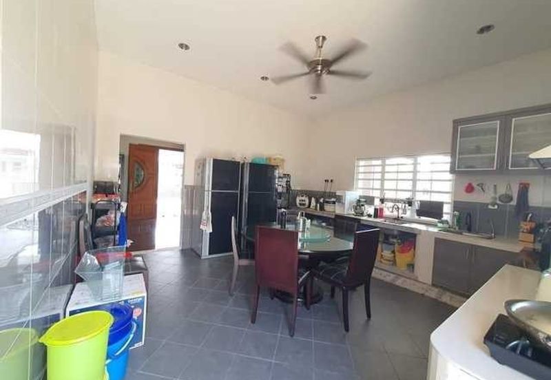 Guarded Taman Golf Gunung Rapat Tigerlane Ipoh Town Song Choon Botani Panorama Lapangan Perdana