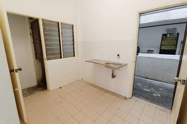 2nd Floor For Sales Panorama Lapangan Perdana Flat Botani Pengkalan Ipoh Town Sppk Station 18