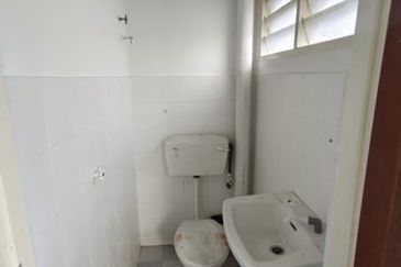 2nd Floor For Sales Panorama Lapangan Perdana Flat Botani Pengkalan Ipoh Town Sppk Station 18