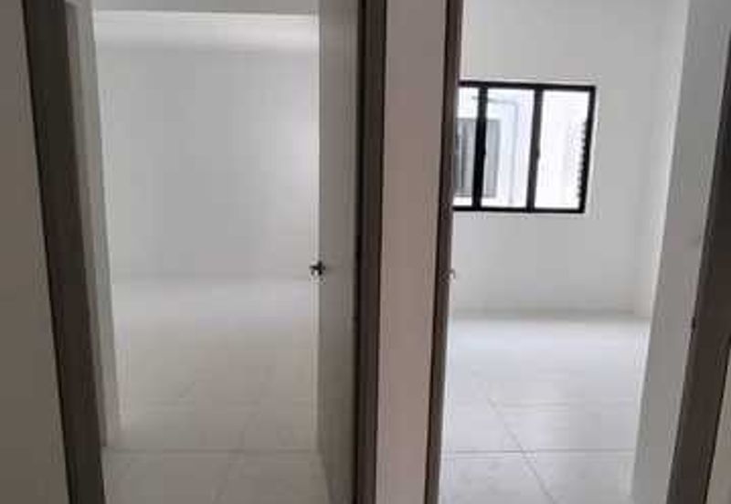 Kitchen Behind Brand New Gate Guard Marbella Ipoh South Precint Panorama Lapangan Perdana Botani