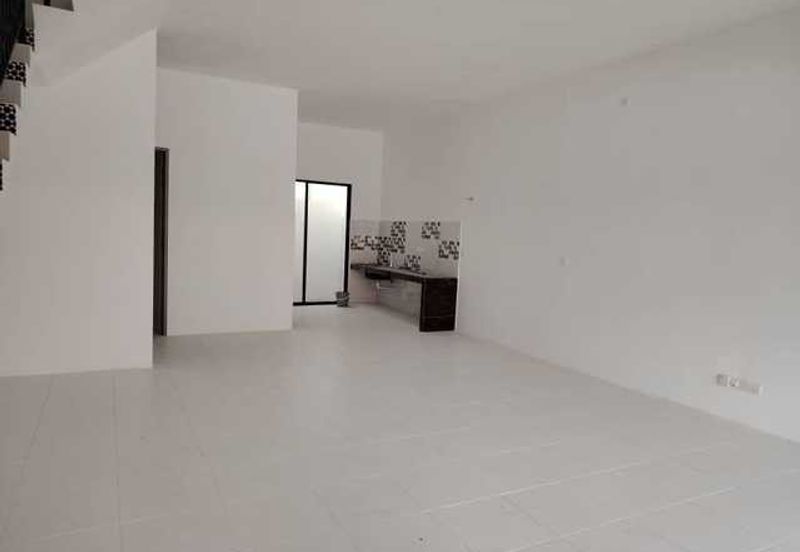 Kitchen Behind Brand New Gate Guard Marbella Ipoh South Precint Panorama Lapangan Perdana Botani