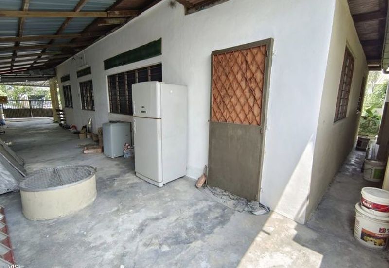 Bungalow House Hot Are Bercham Walk to Econsave Tambun Pakatan Jaya Ipoh Garden East Tasek