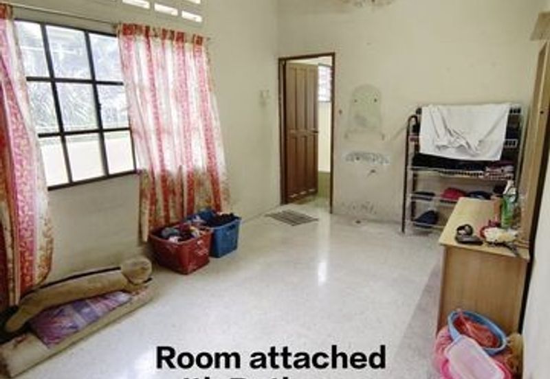 Bungalow House Hot Are Bercham Walk to Econsave Tambun Pakatan Jaya Ipoh Garden East Tasek