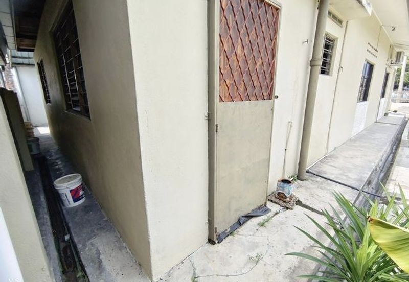 Bungalow House Hot Are Bercham Walk to Econsave Tambun Pakatan Jaya Ipoh Garden East Tasek