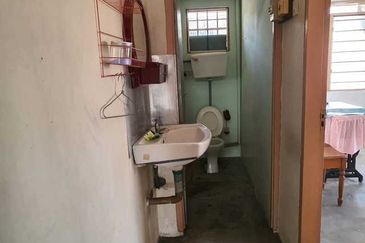 Int Corner with Land Tasek Taman Bertuah Damai Klebang Jalan Kuala Kangsasr Chemor