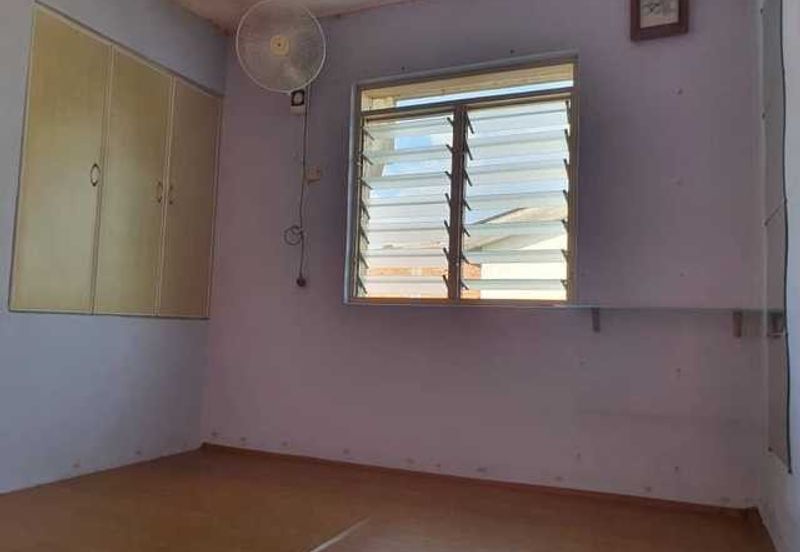 Int Corner with Land Tasek Taman Bertuah Damai Klebang Jalan Kuala Kangsasr Chemor