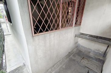 Int Corner with Land Tasek Taman Bertuah Damai Klebang Jalan Kuala Kangsasr Chemor