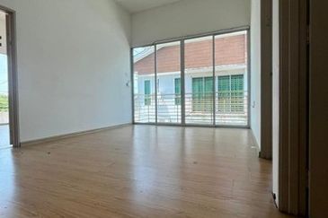 Cheapest Unit Gate Guard Lahat Mines Semi D Menglembu Ipoh Town Pengkalan