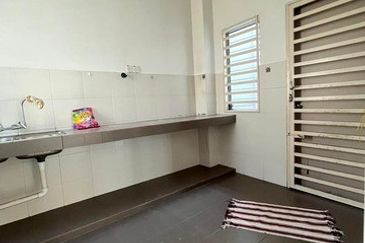 Cheapest Unit Gate Guard Lahat Mines Semi D Menglembu Ipoh Town Pengkalan