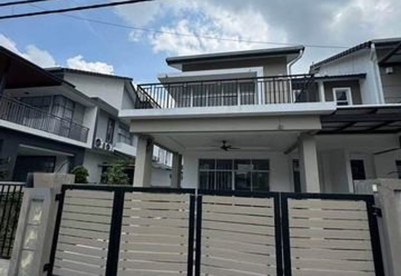 FREEHOLD Brand New Semi D Gate Guard Klebang Pine Park Bandar Seri Chemor Meru