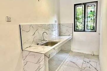 Renovated Good Condition Move In Condition Taman Cempaka Ipoh Ampang Pekan Razaki Song Choon