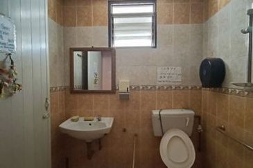 Facing Main Road Hot Area Bandar Baru Tambun Ipoh Garden East Bercham 