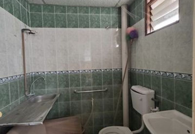 Facing Main Road Hot Area Bandar Baru Tambun Ipoh Garden East Bercham 