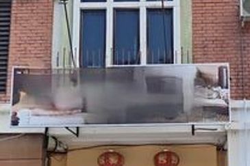 Facing Main Road Hot Area Bandar Baru Tambun Ipoh Garden East Bercham 