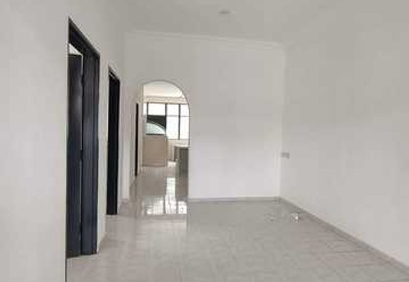 30x70 Intermediate Corner Lahat Pinji Mewah Pengkalan Station 18 Desa Pelacongan Perdana