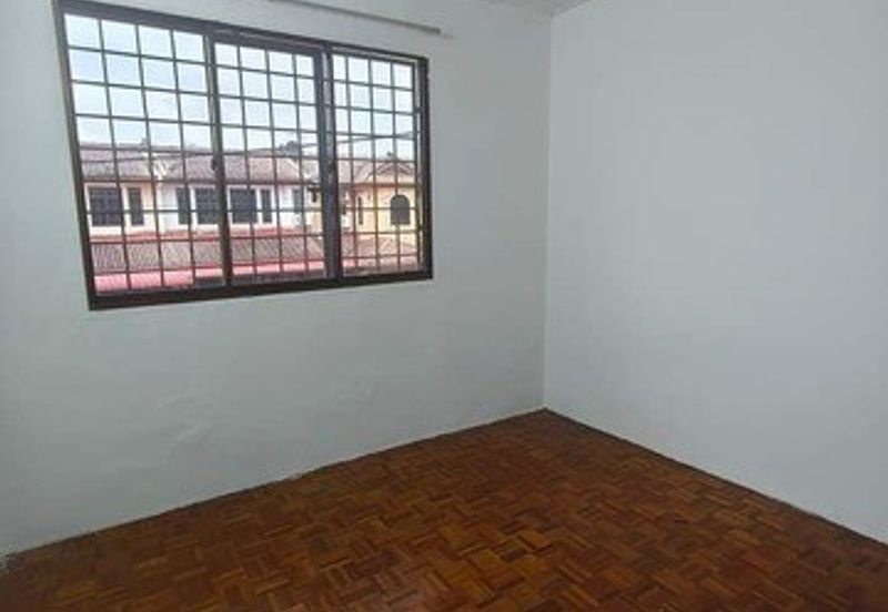 Good Condition Bercham Taman Mujur Anjung Tambun Bandar Baru Putra Pakatan Jaya