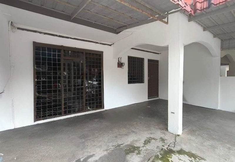 Good Condition Bercham Taman Mujur Anjung Tambun Bandar Baru Putra Pakatan Jaya