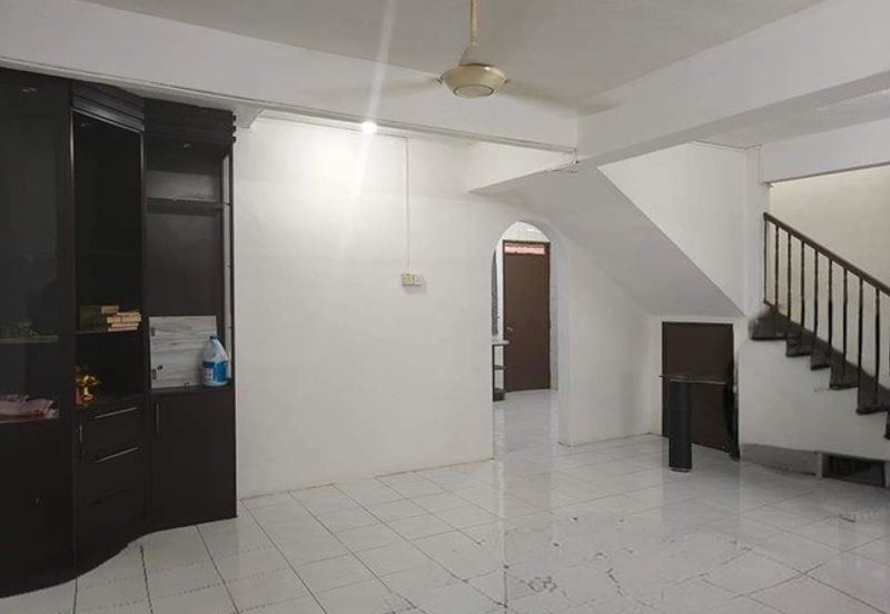 Good Condition Bercham Taman Mujur Anjung Tambun Bandar Baru Putra Pakatan Jaya