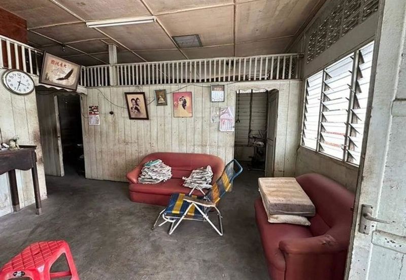 5 Room Buntong Bungalow Single Storey Silibin Jaya Keledang Guntong Menglembu Falim