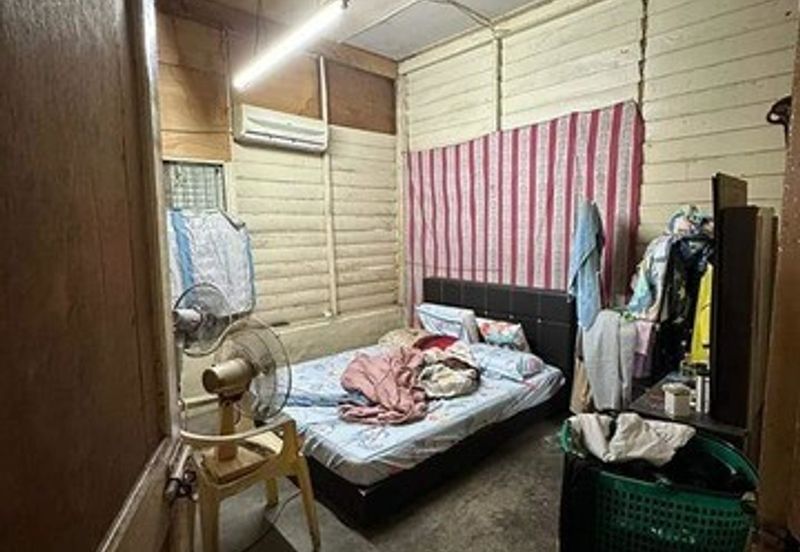 5 Room Buntong Bungalow Single Storey Silibin Jaya Keledang Guntong Menglembu Falim